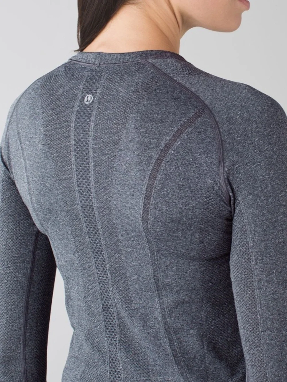 Lululemon Swiftly Tech Long-Sleeve Shirt Waist Length in Heathered Black Size 8